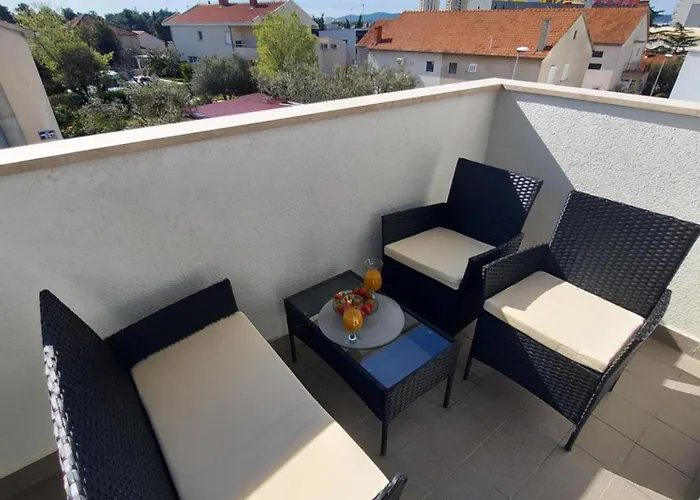 公寓 Sigma I&i 扎达尔